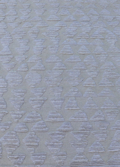 Abstract Modern Area Rug in L. Blue, Taupe, Beige With Minimalist Design, Country of Origin: India; Type: Modern, Minimal; Design: Abstract, Minimalist; Keivan Woven Arts/ Rug/ IN - ILM - 158 - LPT - 60 Measures 4'8 x 6'9 This modern piece featu... - Keivan Woven ArtsIN - ILM - 158 - LPT - 60 - 20976Rug
