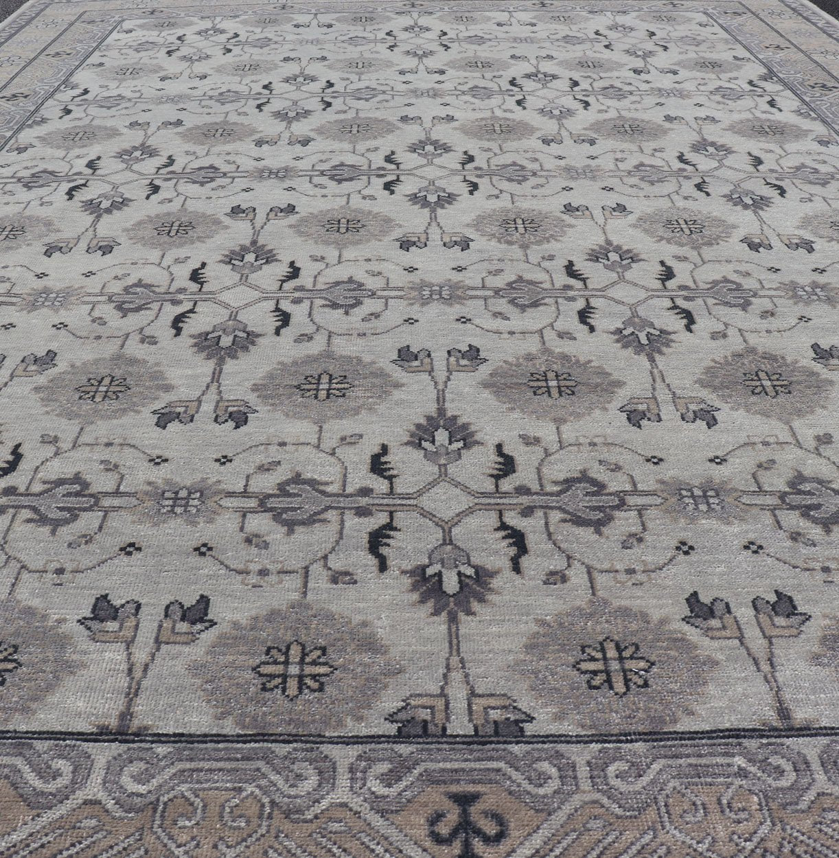 Hand - Knotted Wool Oushak Area Rug in Gray and Muted Tones Measures 8'8 x 12'0 Country of Origin: India; Type: Oushak; Design: All - Over, Floral; Keivan Woven Arts; IN - TVN - 6023; Hand - Knotted Wool Oushak Area Rug in Gray and Muted Tones... - Keivan Woven ArtsIN - TVN - 0450 - 15458
