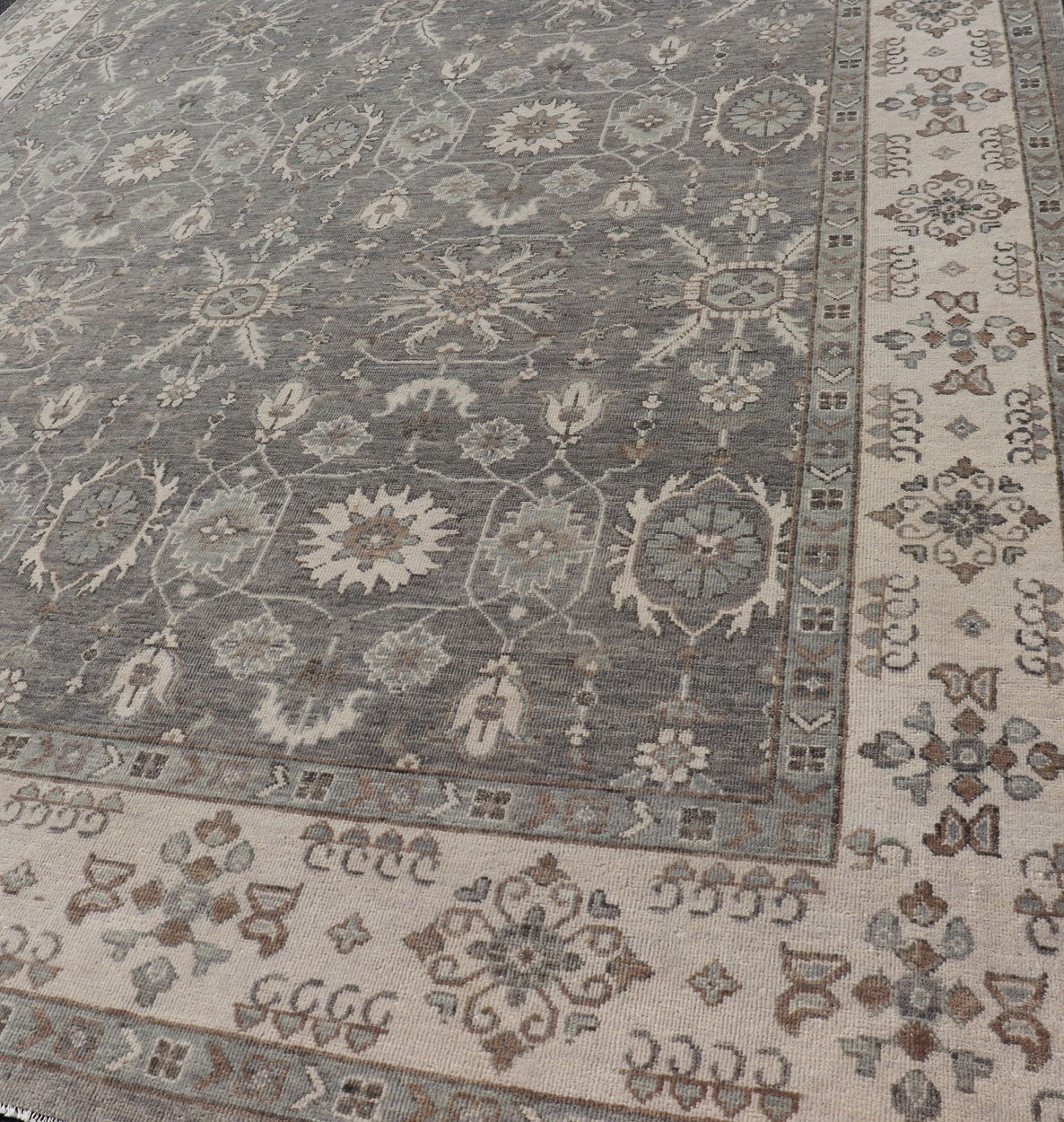 Hand - Woven Indian Oushak Area Rug in Khaki and Taupe Tones Measures 8'1 x 12'2 Country of Origin: India Type: Oushak Design: All - Over, Floral; Hand - Woven Indian Oushak Area Rug in Khaki and Taupe Tones; Keivan Woven Arts: rug IN - TVN - 145... - Keivan Woven ArtsIN - TVN - 1498 - 15478