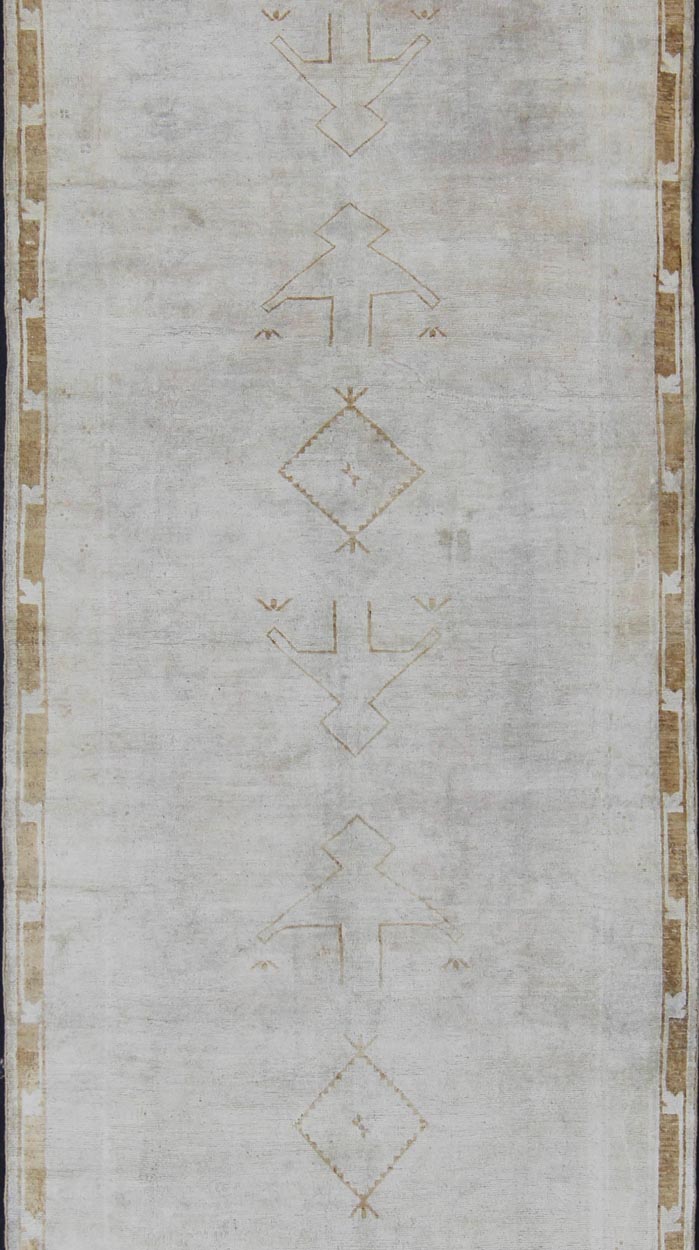 Midcentury vintage Turkish Oushak rug with tribal design in muted tones, rug is - 132, country of origin type: Turkey Oushak, circa mid - 20th century. This Turkish Oushak runner features a multi - medallion tribal design as well as patterns of smalle... - Keivan Woven ArtsIS - 132 - 1462Rug
