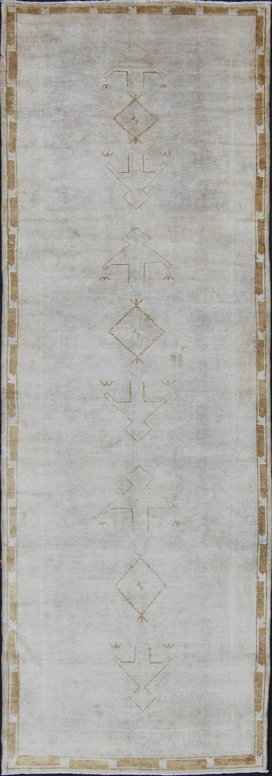 Midcentury vintage Turkish Oushak rug with tribal design in muted tones, rug is - 132, country of origin type: Turkey Oushak, circa mid - 20th century. This Turkish Oushak runner features a multi - medallion tribal design as well as patterns of smalle... - Keivan Woven ArtsIS - 132 - 1462Rug
