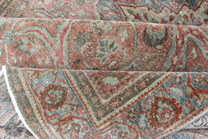 Late 19th century antique Sarouk Farahan rug with medallion and floral pattern, Keivan Woven Arts / rug j10 - 0804, country of origin / type: Iran / Sarouk Farahan, circa 1890 This outstanding antique Farahan Sarouk carpet is primarily characteriz... - Keivan Woven ArtsJ10 - 0804 - 2583Rug