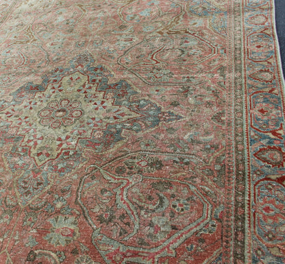 Late 19th century antique Sarouk Farahan rug with medallion and floral pattern, Keivan Woven Arts / rug j10 - 0804, country of origin / type: Iran / Sarouk Farahan, circa 1890 This outstanding antique Farahan Sarouk carpet is primarily characteriz... - Keivan Woven ArtsJ10 - 0804 - 2583Rug