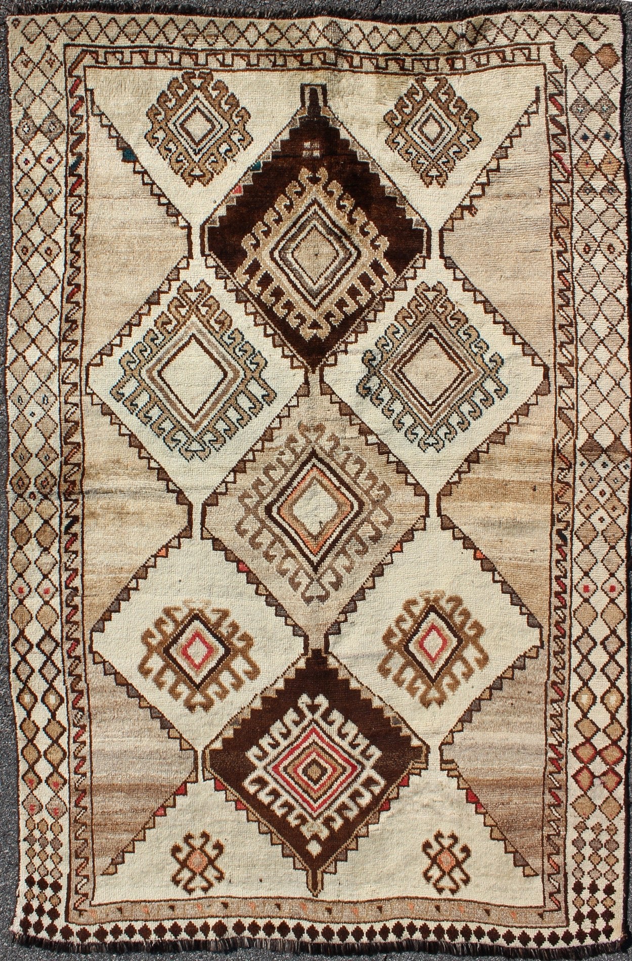 Vintage Persian Gabbeh with Diamond and Geometric design in Earth tones. rug J10 - 1021, country of origin / type: Iran / Gabbeh, circa 1940 This high - pile excellent condition Persian Gabbeh from Southern Iran consists of large scale repeating, di... - Keivan Woven ArtsJ10 - 1021 - 2233Rug