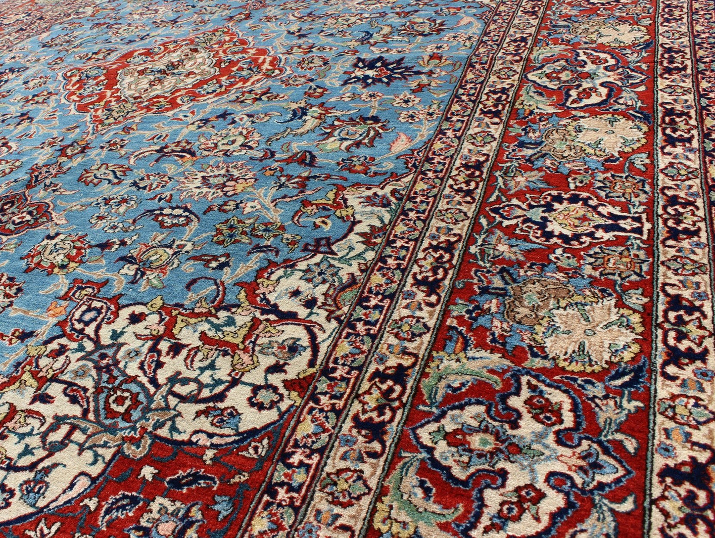 Very Fine Persian Isfahan Rug with Intricate Florals in Persian Blue & Red. Persian Isfahan, Fine Isfahan rug. This outstanding antique Persian Isfahan carpet is primarily characterized by its classical composition. This beautiful carpet re... - Keivan Woven ArtsKBE - 1404 - 8Rug