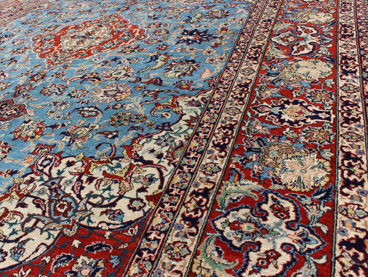 Very Fine Persian Isfahan Rug with Intricate Florals in Persian Blue & Red. Persian Isfahan, Fine Isfahan rug. This outstanding antique Persian Isfahan carpet is primarily characterized by its classical composition. This beautiful carpet re... - Keivan Woven ArtsKBE - 1404 - 8Rug