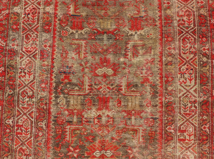 Measures: 3'11 x 6'4 Antique Distressed Persian Malayer Rug by Keivan Woven Arts With Medallion . rug KBE - 230903, Keivan Woven Arts / country of origin / type: Iran / Malayer, circa 1920. This amazing antique Malayer rug from early 20th cen... - Keivan Woven ArtsKBE - 230903 - 25302
