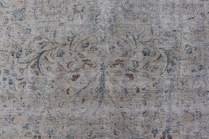 Antique Persian Tabriz Rug in Wool with All - Over Floral Design On Lt Tan Field Keivan Woven Arts. Rug KBE - NA - 190000, country of origin / type: Iran / Tabriz, circa 1910 Measures: 13'0 x 19'0 This antique Persian Tabriz rug features an all - ov... - Keivan Woven ArtsKBE - NA - 220072 - 14426Rug