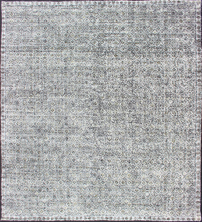 Creams, Ivory, Cream, and Charcoal Modern Distressed Rug. Shades of cream, light yellow, and charcoal modern Indian piled rug, rug KHN - 1022 - TR - 818, country of origin / type: India / Indian Modern Piled Rug. A unique blend of historical and m... - Keivan Woven ArtsKHN - 1022 - TR - 818 - 13518Rug