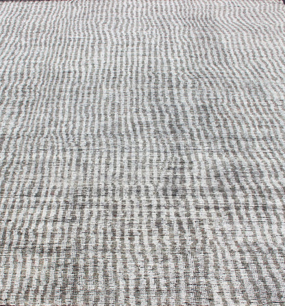 Minimalist Modern Design Distressed Rug in Shades of White and Taupe. Shades of White and Taupe/green modern distressed piled rug, rug KHN - 1030 - TR - 578, country of origin / type: India / Distressed Modern Piled Rug. This distressed modern des... - Keivan Woven ArtsKHN - 1030 - TR - 578 - 13568Rug