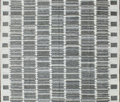 Modern Scandinavian Flat - Weave Rug With Geometric Design in Gray Tones. Keivan Woven Arts - Modern Scandinavian flat - weave rug with geometric design in gray and creams, rug KHN - 1034 - SW - 10, country of origin / type: India / Scandinavian flat - weave ... - Keivan Woven ArtsKHN - 1034 - SW - 10 - 13556Rug