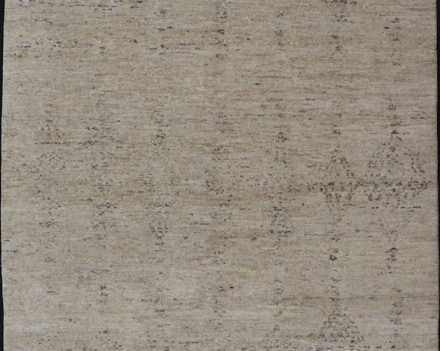 Large Modern Moroccan style Rug in All - Neutral Tones, Beige, Cream, and Gray. Country of Origin: India; Type: Modern, Minimal; Design: Moroccan, Diamond; Keivan Woven Arts: KHN - 34901 - TR - 1057 Measures 9'8 x 14'0 The field is a... - Keivan Woven ArtsKHN - 34901 - TR - 1057 - 21030Rug