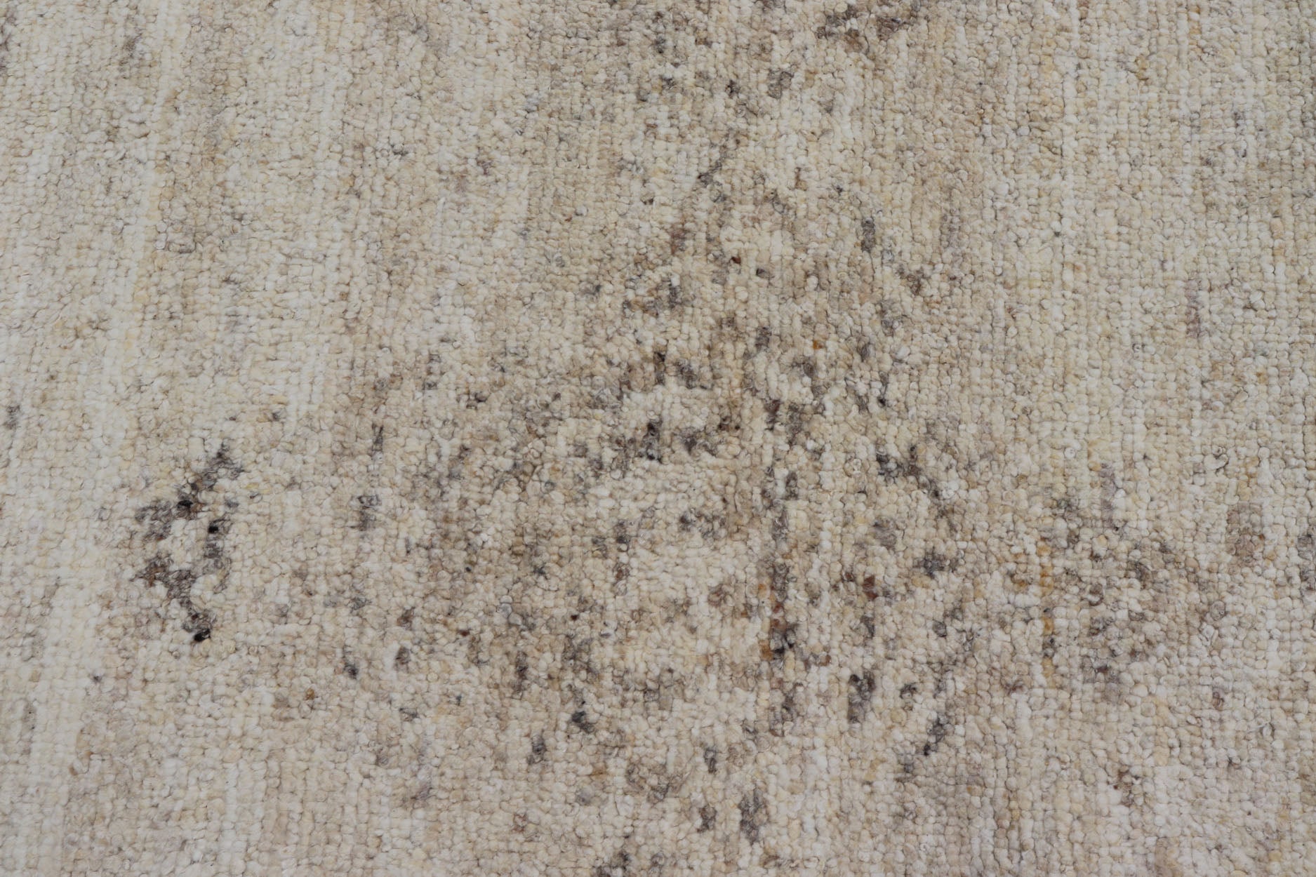 Moroccan Styled Diamond Design on All - Beige Modern Area Rug Measures 13'0 x 17'8 This modern rugs field is rendered in a blend of cream and beige, while the design is a gray. The vertical diamonds loosely resemble that of Moroccan triba... - Keivan Woven ArtsKHN - 34906 - TR - 1057 - 21024Rug