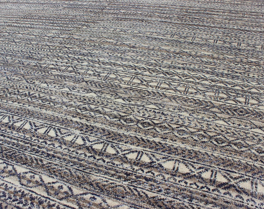 Shades of royal blue and charcoal modern Indian piled rug. Keivan Woven Arts / rug KHN - 417, country of origin / type: India / Scandinavian piled rug. This Modern Rug is inspired by the work of textile designers of the early to mid - 20th century. ... - Keivan Woven ArtsKHN - 417 - TR - D2 - 60 - 6460Rug
