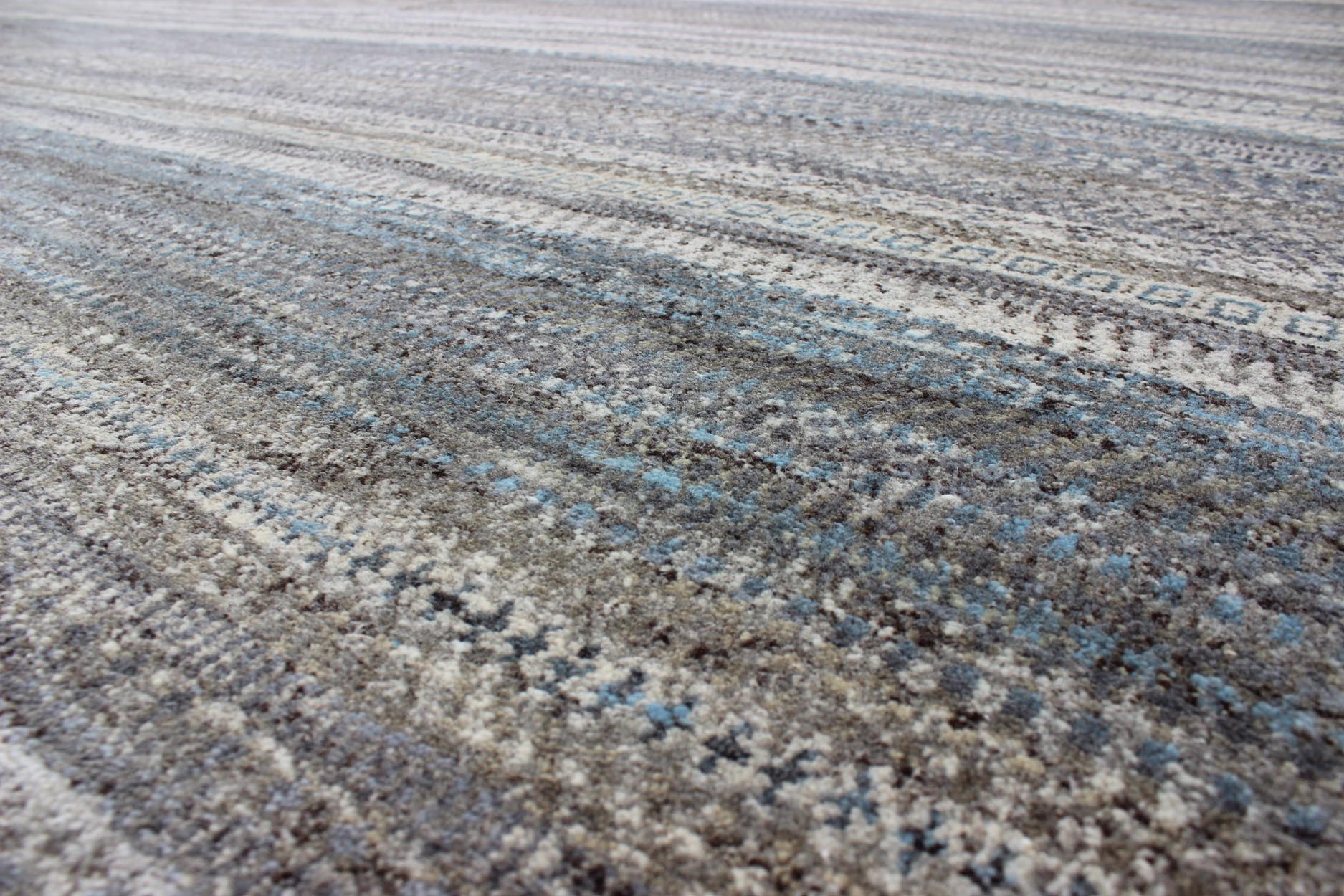 TR - 154 - 30 - Keivan Woven ArtsKHN - 424 - TR - 154 - 30 - 6773Rug