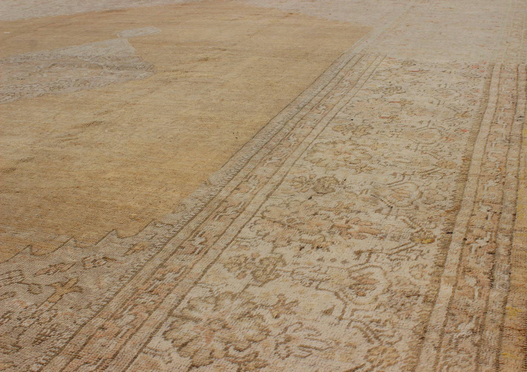 Large Antique Oushak Rug in Wheat and soft Yellow Background, kwarugs L11 - 0102, Large Oushak Antique Turkish Rug This large and impressive antique Turkish Oushak exhibits a delicate sophistication in color and design. The exquisite color palette... - Keivan Woven ArtsL11 - 0102 - 2358