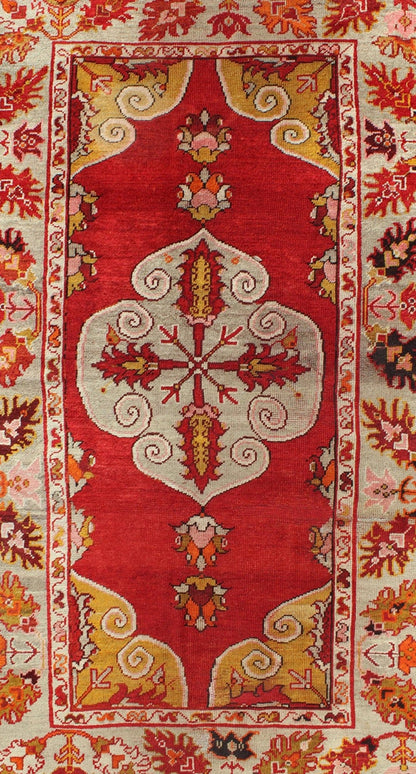 Antique Turkish Oushak Rug with Bright Red Ground and Center Medallion Turkish Oushak Rug with Bright Red Ground with medallion Design Keivan Woven Arts/ rug/l11 - 0601, origin/turkey Early 20th Century. This beautiful antique rug from Turkey ... - Keivan Woven ArtsL11 - 0601 - 2589Rug