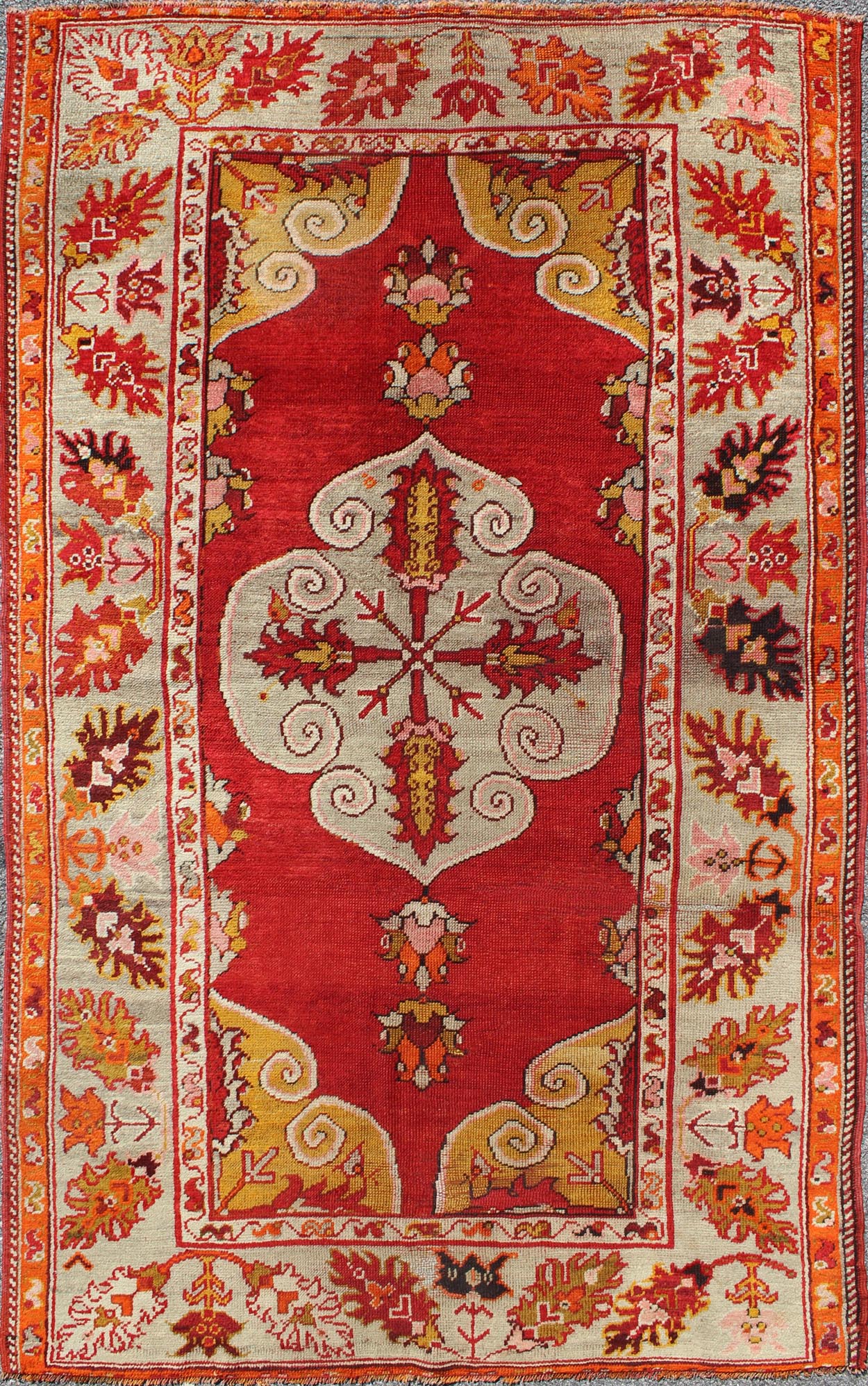Antique Turkish Oushak Rug with Bright Red Ground and Center Medallion Turkish Oushak Rug with Bright Red Ground with medallion Design Keivan Woven Arts/ rug/l11 - 0601, origin/turkey Early 20th Century. This beautiful antique rug from Turkey ... - Keivan Woven ArtsL11 - 0601 - 2589Rug
