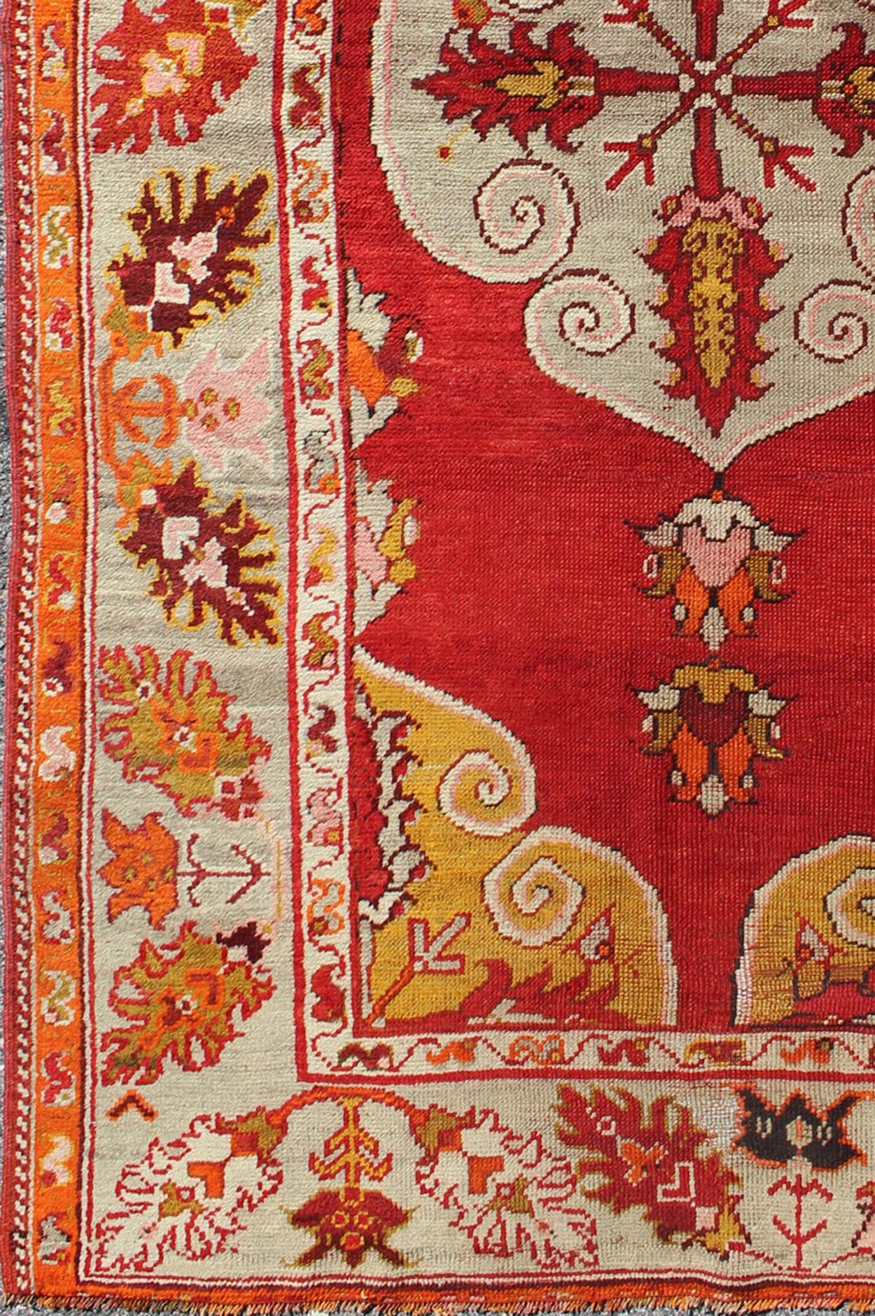 Antique Turkish Oushak Rug with Bright Red Ground and Center Medallion Turkish Oushak Rug with Bright Red Ground with medallion Design Keivan Woven Arts/ rug/l11 - 0601, origin/turkey Early 20th Century. This beautiful antique rug from Turkey ... - Keivan Woven ArtsL11 - 0601 - 2589Rug