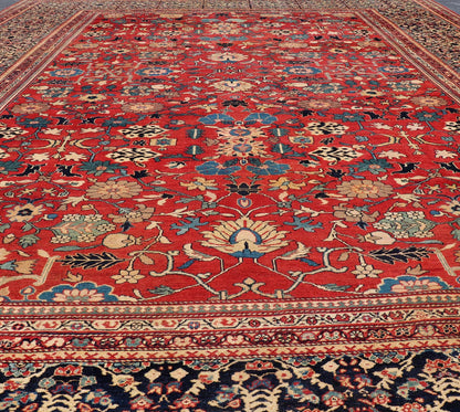 Very Finely Woven Antique Farahan Sarouk Rug with Intricate Border Design. Keivan Woven Arts / rug / L11 - 0609 / country of origin / type: Iran / Sarouk Farahan, circa 1880's. Measures: 10'7 x 13'10. This immaculately woven Farahan Sarouk rug with... - Keivan Woven ArtsL11 - 0609 - 2621Rug