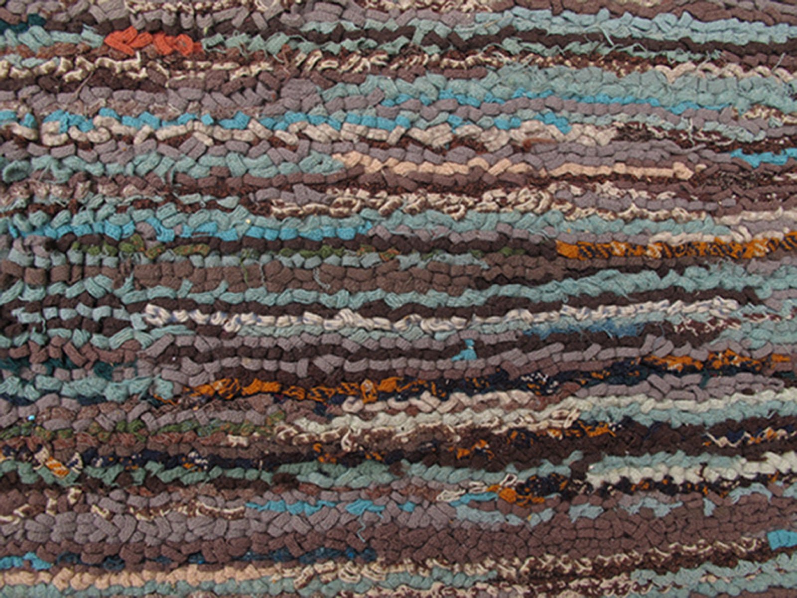 Colorful Long American Hooked Runner Antique hooked runner with variegated design. Keivan Woven Arts / rug L11 - 0904, country of origin / type: United States / Hooked, circa 1950. This vintage American Hooked runner features a variegated s... - Keivan Woven ArtsL11 - 0904 - 2679Rug