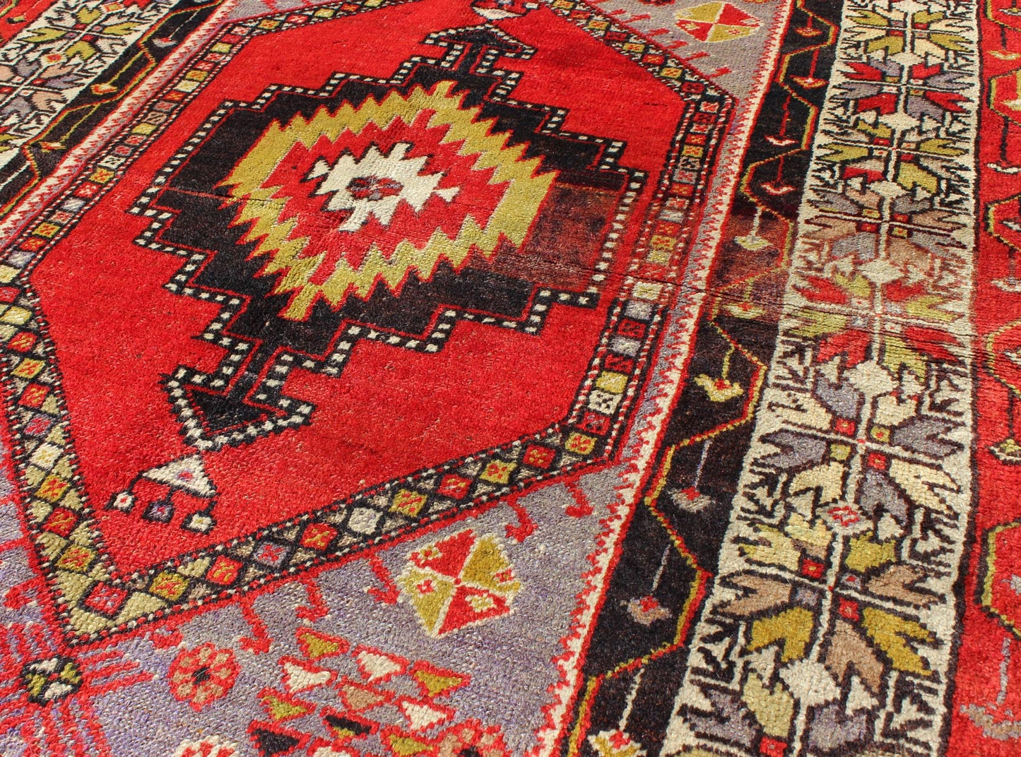 Early 20th century antique Oushak rug from Turkey with multicolored geometrics, Keivan Woven Arts / rug l11 - 1001, country of origin / type: Turkey / Oushak, circa 1920 This antique Oushak rug features an intricate and complex design paired with... - Keivan Woven ArtsL11 - 1001 - 84Rug