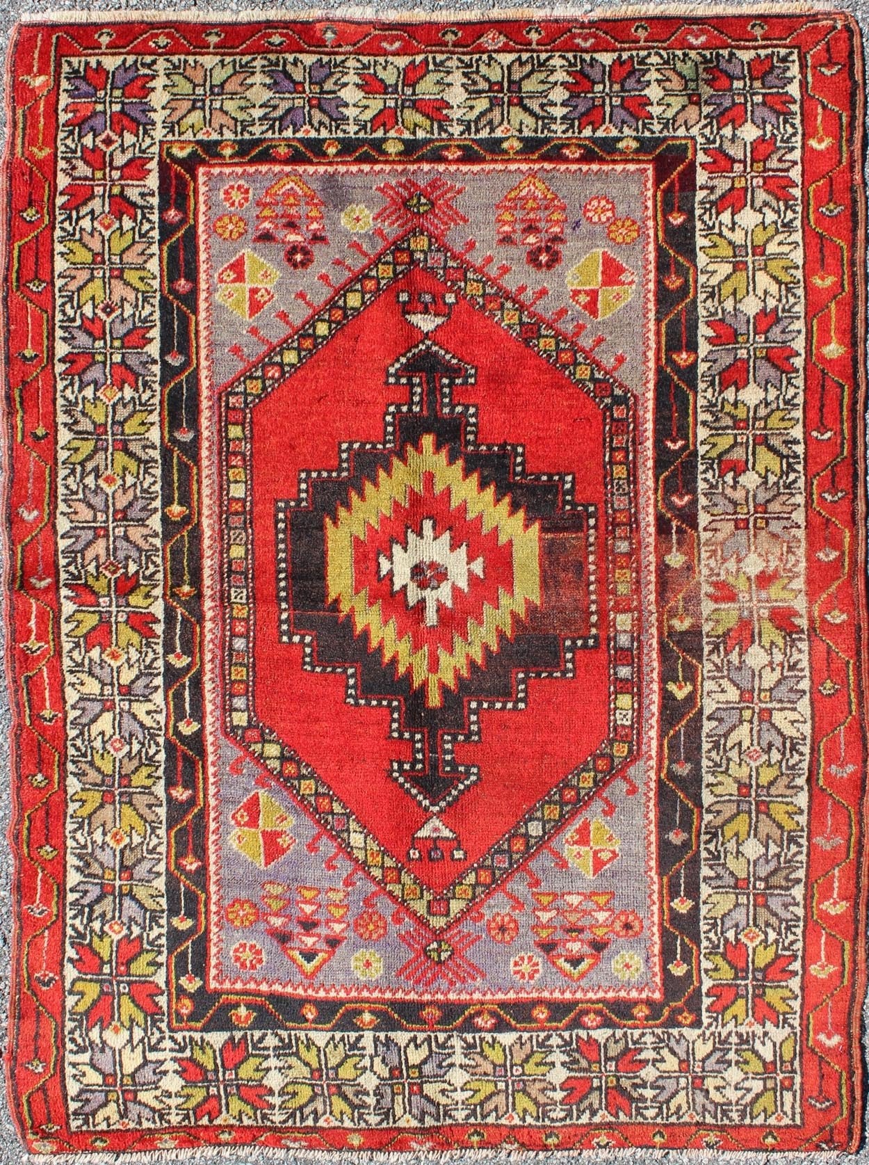 Early 20th century antique Oushak rug from Turkey with multicolored geometrics, Keivan Woven Arts / rug l11 - 1001, country of origin / type: Turkey / Oushak, circa 1920 This antique Oushak rug features an intricate and complex design paired with... - Keivan Woven ArtsL11 - 1001 - 84Rug