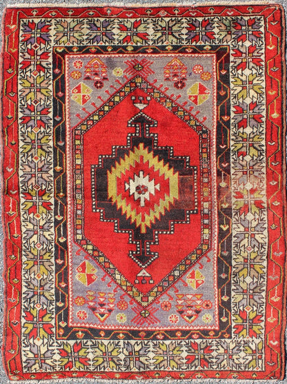 Early 20th century antique Oushak rug from Turkey with multicolored geometrics, Keivan Woven Arts / rug l11 - 1001, country of origin / type: Turkey / Oushak, circa 1920 This antique Oushak rug features an intricate and complex design paired with... - Keivan Woven ArtsL11 - 1001 - 84Rug