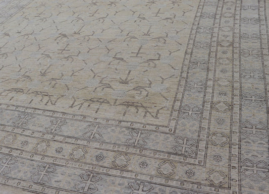 Finely Woven Khotan Rug with All - Over Geometric Pattern in Soft Yellow & Gray. Light yellow Color Background Khotan rug with All Over geometric motifs in Light yellow, gray and brown highlights. rug MP - 1310 - 541, country of origin / type: Afghanista... - Keivan Woven ArtsMP - 1310 - 541 - 4748Rug