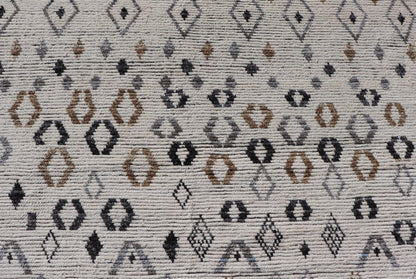 Keivan Woven Arts Modern Moroccan Rug in Neutral Tones With Subdued Design With Pops of Charcoal. Keivan Woven Arts / rug MSE - 12500, country of origin / type: Afghanistan / Modern Causal. Measures: 12'1 x 17'6 The subdued design of this rug make... - Keivan Woven ArtsMSE - 12500 - 25353Rugs
