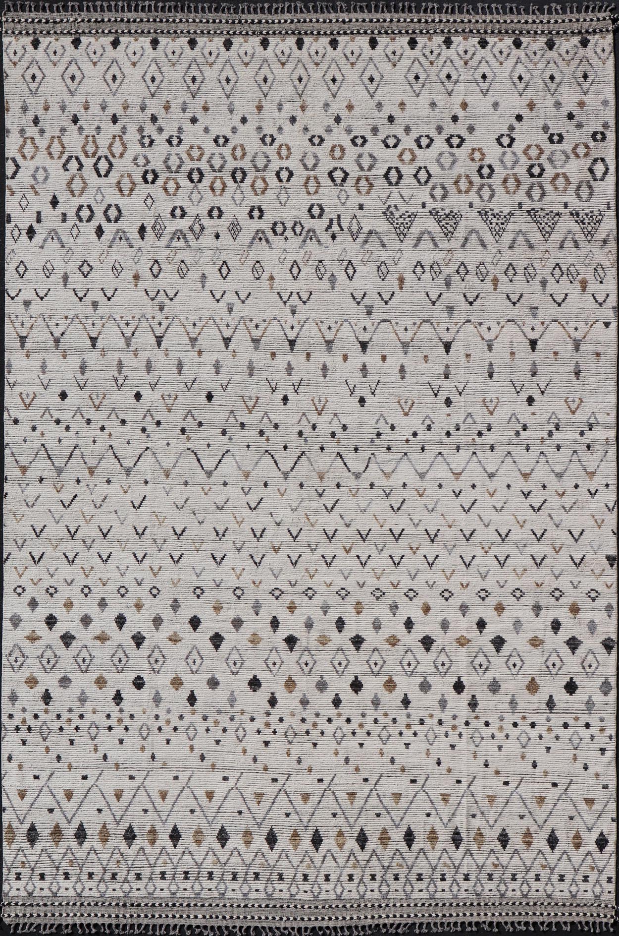 Keivan Woven Arts Modern Moroccan Rug in Neutral Tones With Subdued Design With Pops of Charcoal. Keivan Woven Arts / rug MSE - 12500, country of origin / type: Afghanistan / Modern Causal. Measures: 12'1 x 17'6 The subdued design of this rug make... - Keivan Woven ArtsMSE - 12500 - 25353Rugs