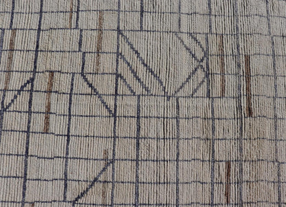 Modern Moroccan Rug in Neutral Tones with Subdued Design with Pops of Blue. Keivan Woven Arts / rug MSE - 12575, country of origin / type: Afghanistan / Rug Early 21st Century. Measures: 9'10 x 14'1 The subdued design of this rug makes it perfect... - Keivan Woven ArtsMSE - 12575 - 25395Rug