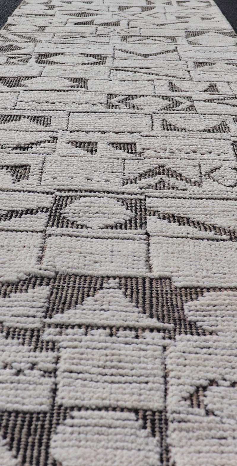 Tribal Geometric Hand Knotted Modern Afghanistan Runner in Brown's and Cream. Keivan Woven Arts / rug MSE - 12593, country of origin / type: Afghanistan / Kilim, condition: new. Measures: 2'5 x 10'5 This brand new rug features a modern abstract d... - Keivan Woven ArtsMSE - 12593 - 25401Rug