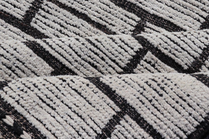 Modern Hand - Knotted Gallery Rug in Wool with Box Design in Black and Ivory Tones. Keivan Woven Arts; rug MSE - 12657, country of origin / type: Afghanistan / Modern Casual, circa Early - 21th Century. Measures: 5'2 x 10'2 This modern casual tribal r... - Keivan Woven ArtsMSE - 12657 - 25413