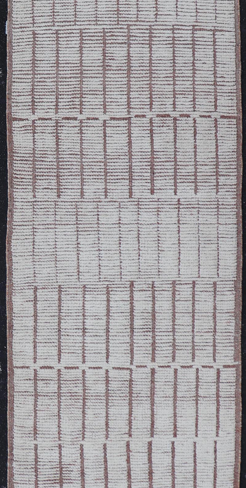 Modern Moroccan Runner With Modern Design in Cream by Keivan Woven Arts. Modern Hand - Knotted Moroccan Rug with Modern Design in Cream and Neutral Tones. Keivan Woven Arts; rug MSE - 12768, country of origin / type: Afghanistan / Modern Casual, circa earl... - Keivan Woven ArtsMSE - 12768 - 25437Rug