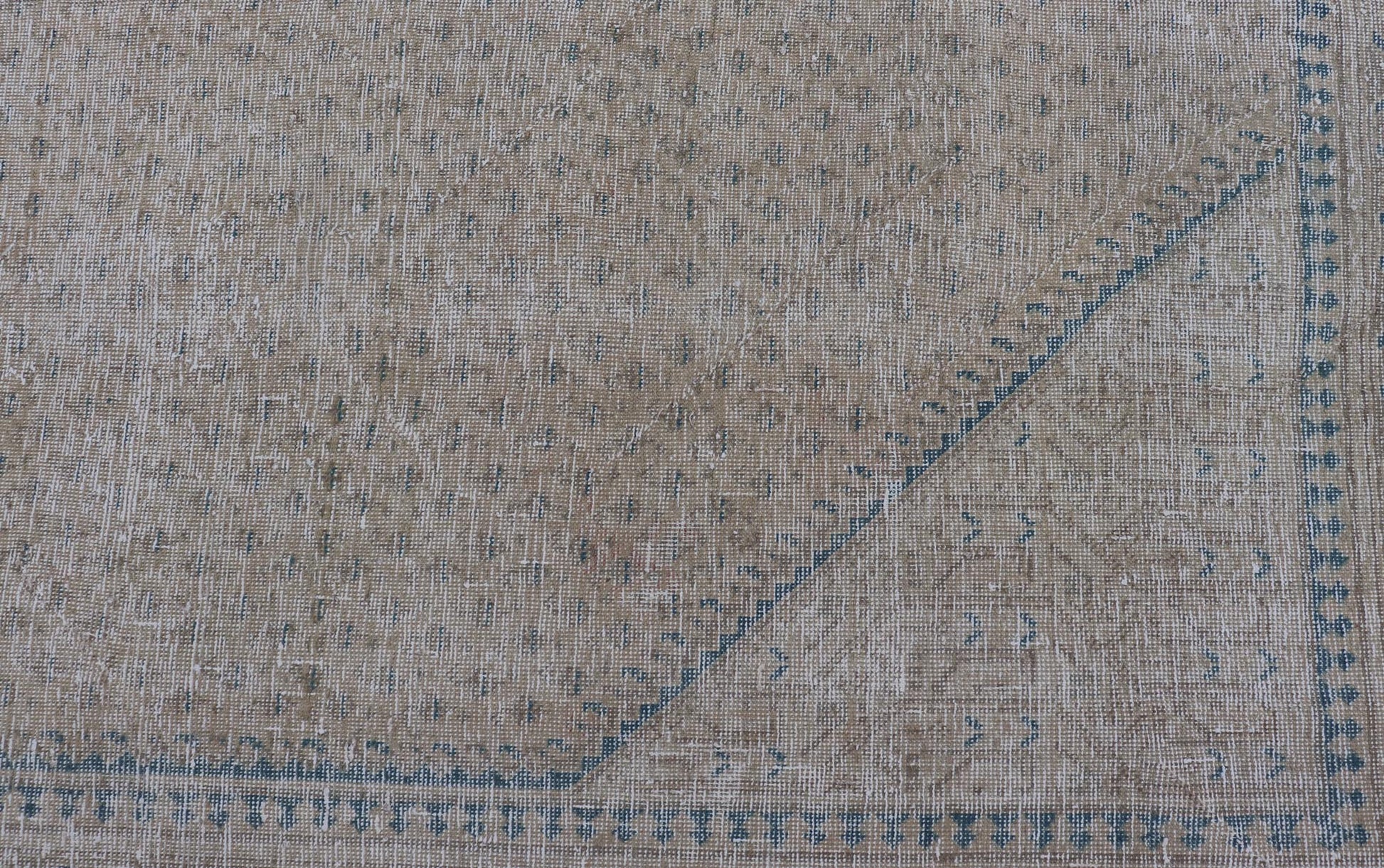 Vintage Persian Tabriz Rug with Muted Cream Tones With Minimalist Design. Keivan Woven Arts / rug MSE - 1412, country of origin / type: Iran/ Tabriz, circa 1960. Measures: 7'3 x 10'9 This Tabriz rug features an intricate and detailed border and an... - Keivan Woven ArtsMSE - 1412 - 25557Rug