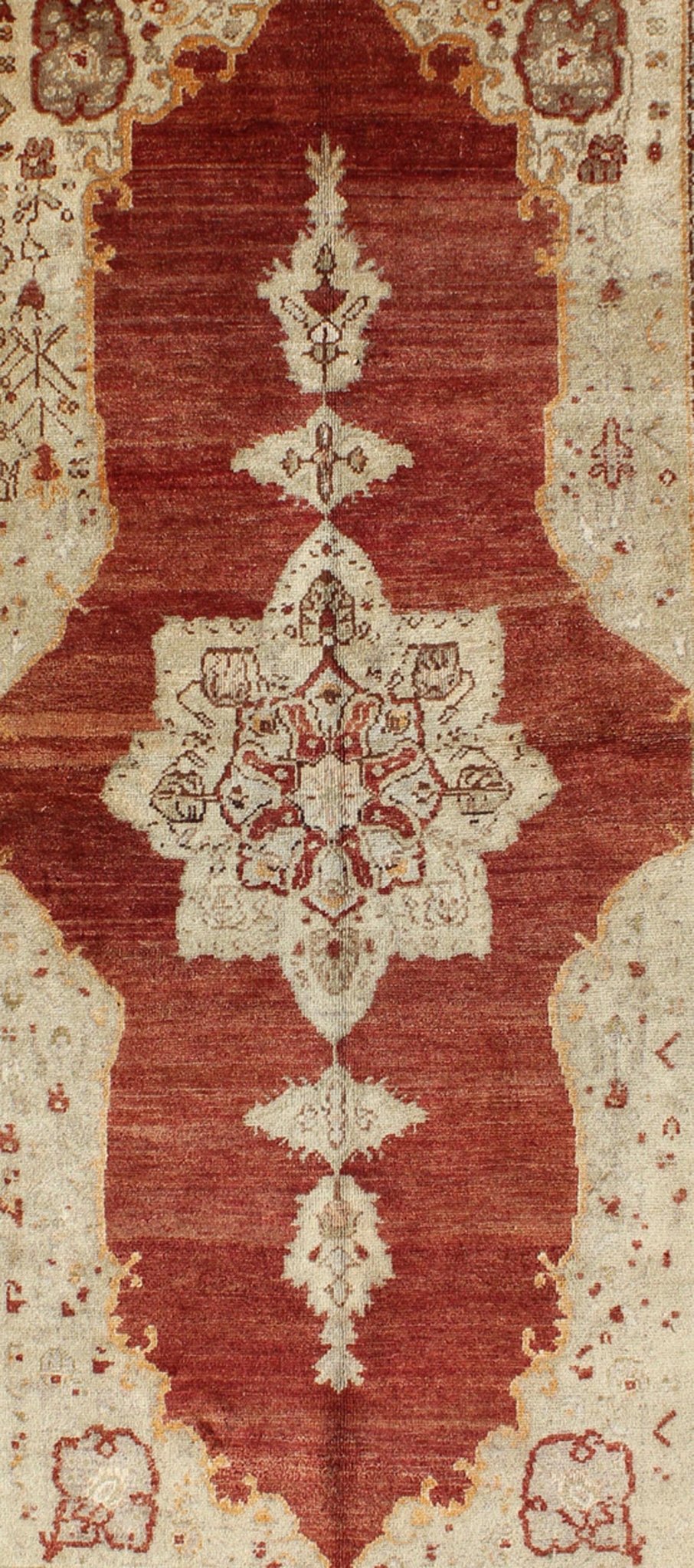Antique Turkish Oushak rug with stretched medallion in red, ivory, cream, gray, rug na - 41519, country of origin / type: Turkey / Oushak, circa 1920 This vintage Turkish Oushak rug features an intricately beautiful design with a traditional aesth... - Keivan Woven ArtsNA - 41519 - 1152Rug
