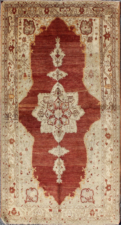 Antique Turkish Oushak rug with stretched medallion in red, ivory, cream, gray, rug na - 41519, country of origin / type: Turkey / Oushak, circa 1920 This vintage Turkish Oushak rug features an intricately beautiful design with a traditional aesth... - Keivan Woven ArtsNA - 41519 - 1152Rug