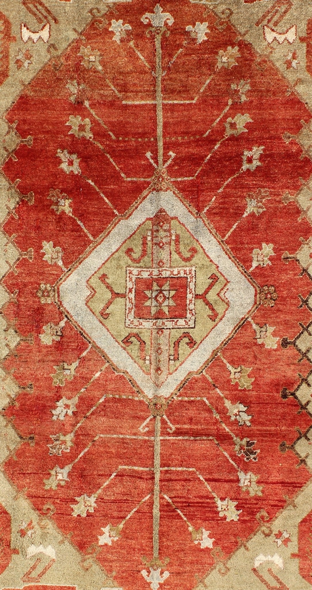 Antique Turkish Oushak tribal rug with medallion and geometric florals, rug na - 54747, country of origin / type: Turkey / Oushak, circa mid - 20th century This antique Turkish Oushak carpet features a central medallion design, as well as patterns o... - Keivan Woven ArtsNA - 54747 - 934Rug