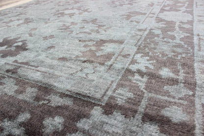 Contemporary Oushak Rug by Keivan Woven Arts . rug OB - 103432980, country of origin / type: India / Oushak, circa Early 21th century. Measures: 7'9 x 9'9 This hand - knotted modern Oushak rug features an all - over geometric design rendered in sha... - Keivan Woven ArtsOB - 103432980 - 0623026 - 6992Rug