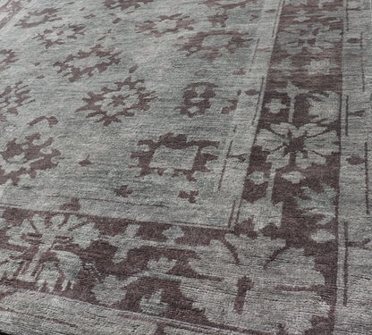 Modern Hand Knotted Oushak Rug in Wool With Sub - Geometric Design in Green and Brown This modern Indian Oushak rug has been hand - knotted in wool and features a sub - geometric design rendered in green and brown tones. A complementary, multi - tiered... - Keivan Woven ArtsOB - 103432994 - 6230026 - 15506