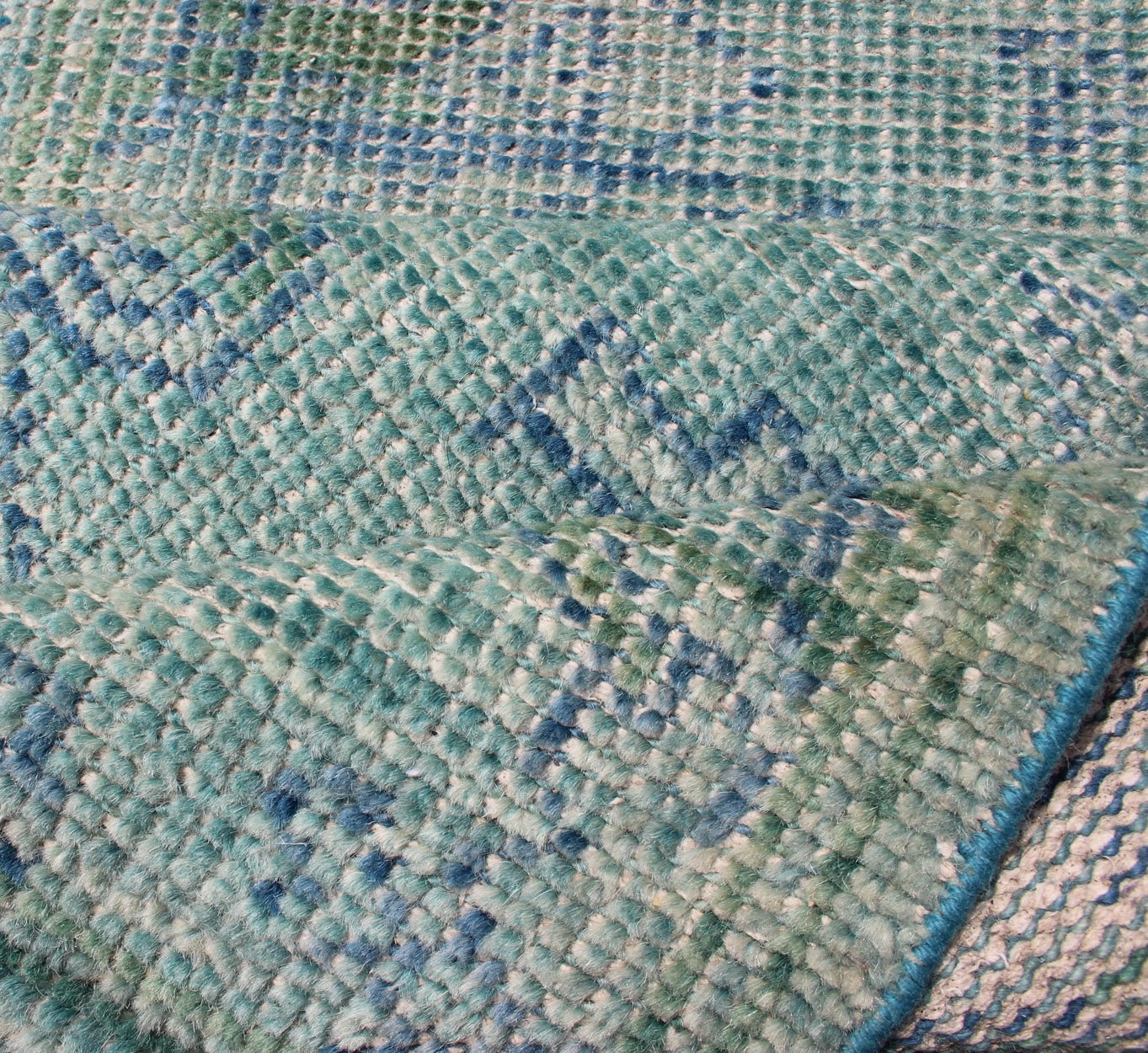 Keivan Woven Arts Modern Oushak Design Runner in Blue, Green, and Yellow Green. Keivan Woven Arts / rug/OB - 10399774, country of origin / type: India / Oushak, circa early - 21st Century. Measures: 2'9 x 12'0 This marvelous Oushak features an medall... - Keivan Woven ArtsOB - 10399774 - 56230160 - 11305Rug