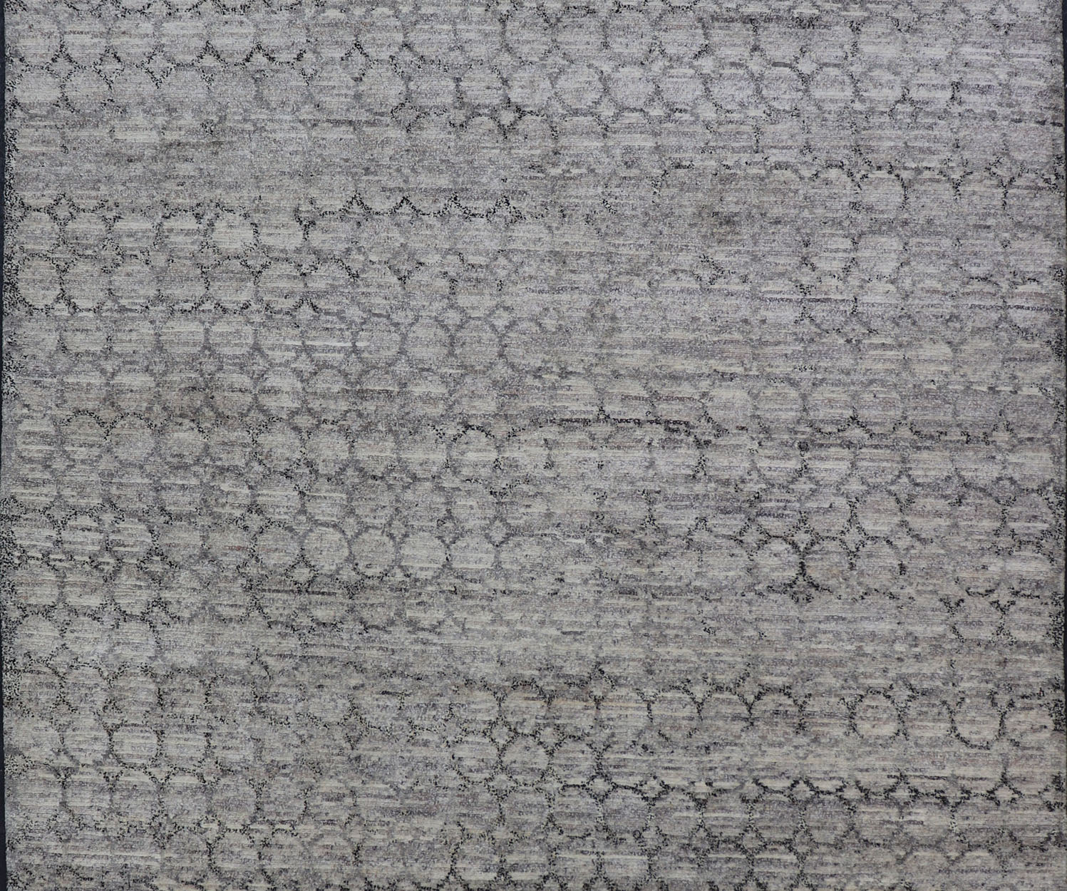 Light Gray Modern Rug With All - Over Chain Design in Dark Gray Measures 6'7 x 9'10 The field is rendered in a rich, mature light gray, with blends of neutrals creating a nice balance and depth. The design a simple trellis work, a round r... - Keivan Woven ArtsOB - 106611721 - 98000281 - 21090