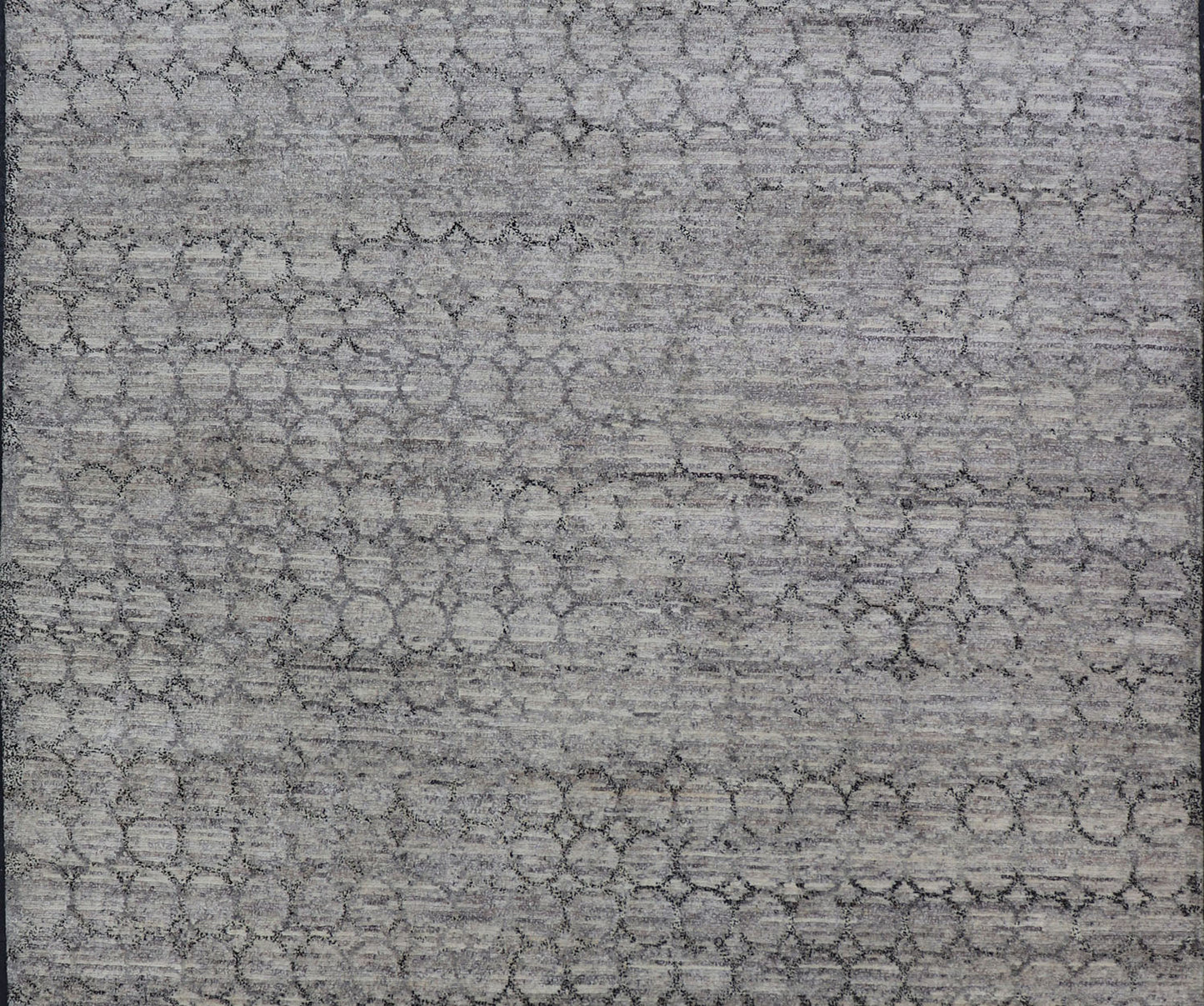 Light Gray Modern Rug With All - Over Chain Design in Dark Gray Measures 6'7 x 9'10 The field is rendered in a rich, mature light gray, with blends of neutrals creating a nice balance and depth. The design a simple trellis work, a round r... - Keivan Woven ArtsOB - 106611721 - 98000281 - 21090Rug