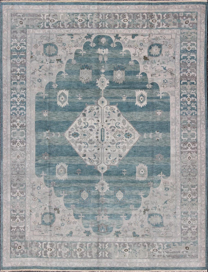 Modern Hand - Knotted Oushak Rug With Central Medallion Design in Gray and Green Tones This modern Indian Oushak rug has been hand - knotted in wool and features a central sub - geometric medallion design rendered in gray/silver and seafoam tones. A c... - Keivan Woven ArtsOB - 9261028 - 0131046 - 4018Rug