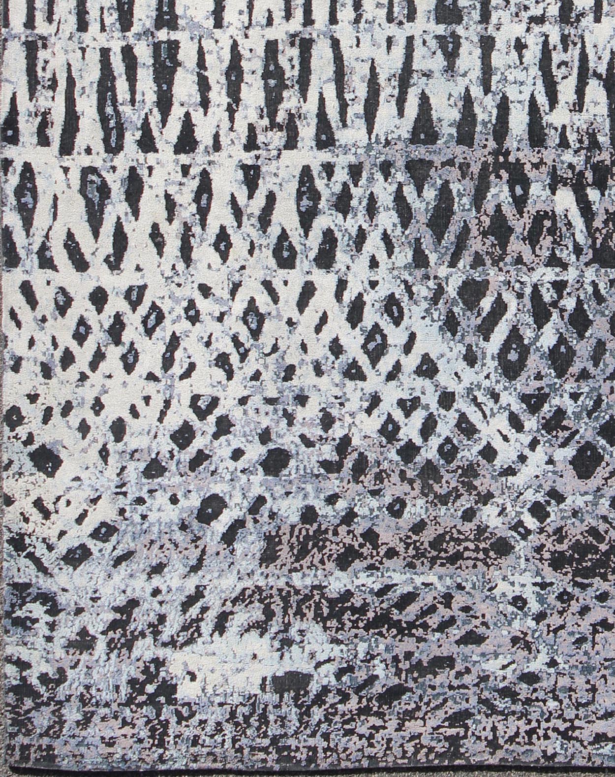 Modern Rug with Abstract Design in Black Charcoal, Silver and High and Low Pile Modern design rug in Abstract design, Keivan Woven Arts/rug OB - 9392915 - 5300028, country of origin / type: India / Modern, circa Early - 21st Century. Measures:... - Keivan Woven ArtsOB - 9392915 - 5300028 - 9298Rug