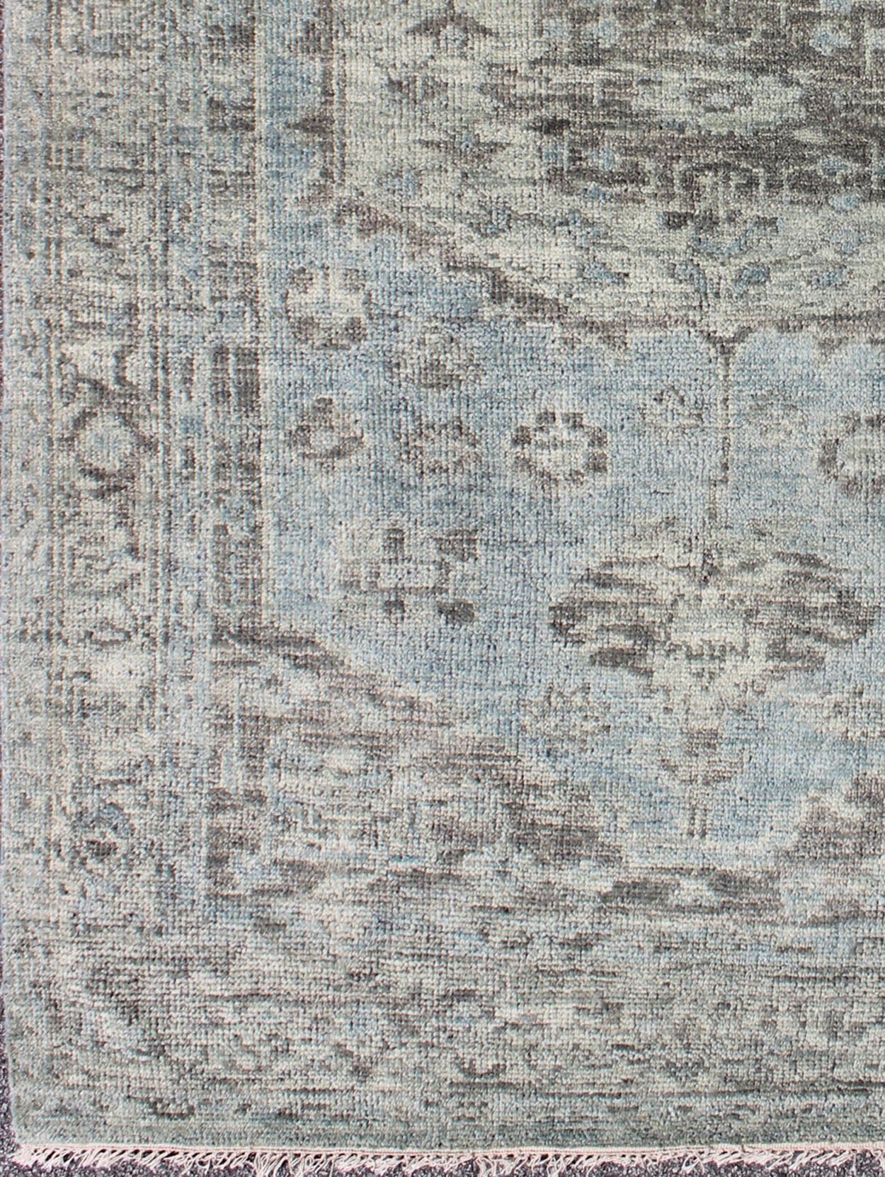 Modern Oushak Distressed Rug in Light Blue, Light Green & Brown Modern distressed Oushak rug, rug/OB - 9442878, country of origin / type: India / Oushak, circa early - 21st Century. Contemporary Indian Rug. This hand - knotted Oushak rug feat... - Keivan Woven ArtsOB - 9442878 - 5623141 - 8533Rug