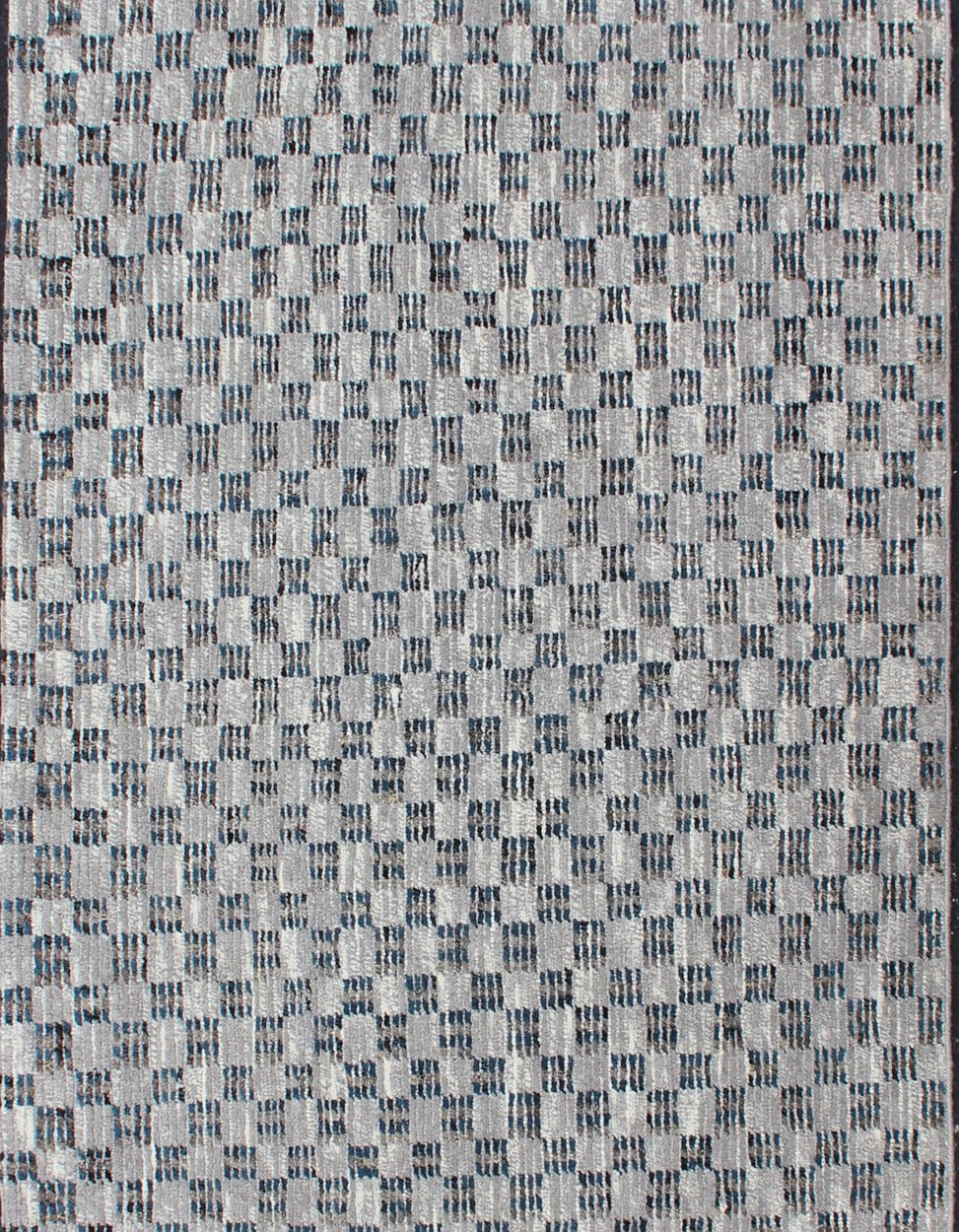 Cream, Gray and Blue Modern Rug Checkered Runner in Casual Modern Design. Modern piled, Hi - Low rug with checkerboard design in blue and gray, rug/OB - 955670, country of origin / type: India/ Piled, condition: new This brand new rug feat... - Keivan Woven ArtsOB - 955670 - 81730005 - 5108Rug