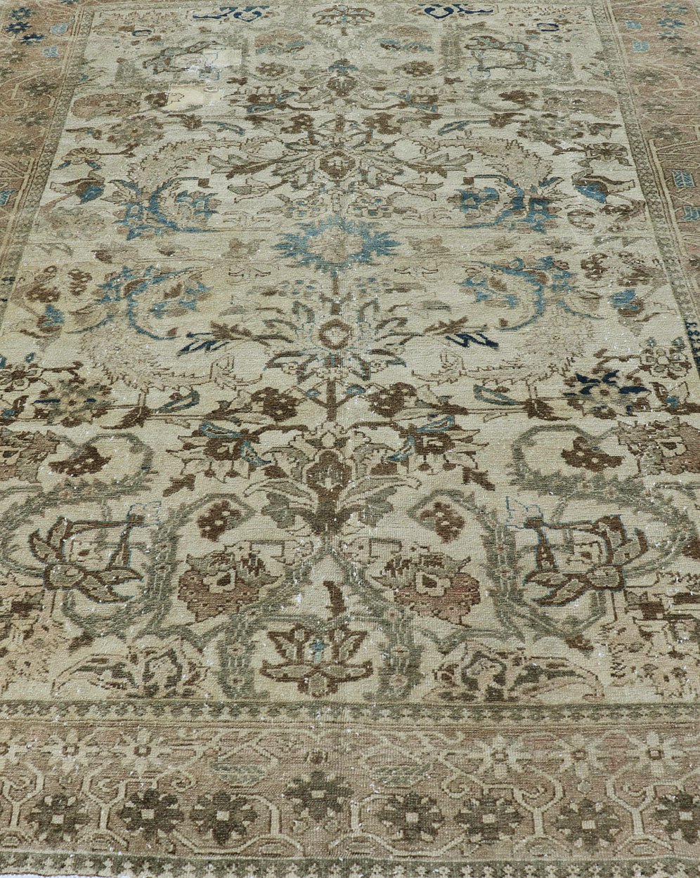 Earth Tone Colors Vintage Persian Bakhtiari Rug With All - Over Blossom Design. Vintage Persian Bakhtiari rug with all - over blossom design in earth tones, rug PA - 1052 - ks, country of origin / type: Iran / Bakhtiari, circa 1930. Persian Bakhtiari... - Keivan Woven ArtsPA - 1052 - KS - 884Rug