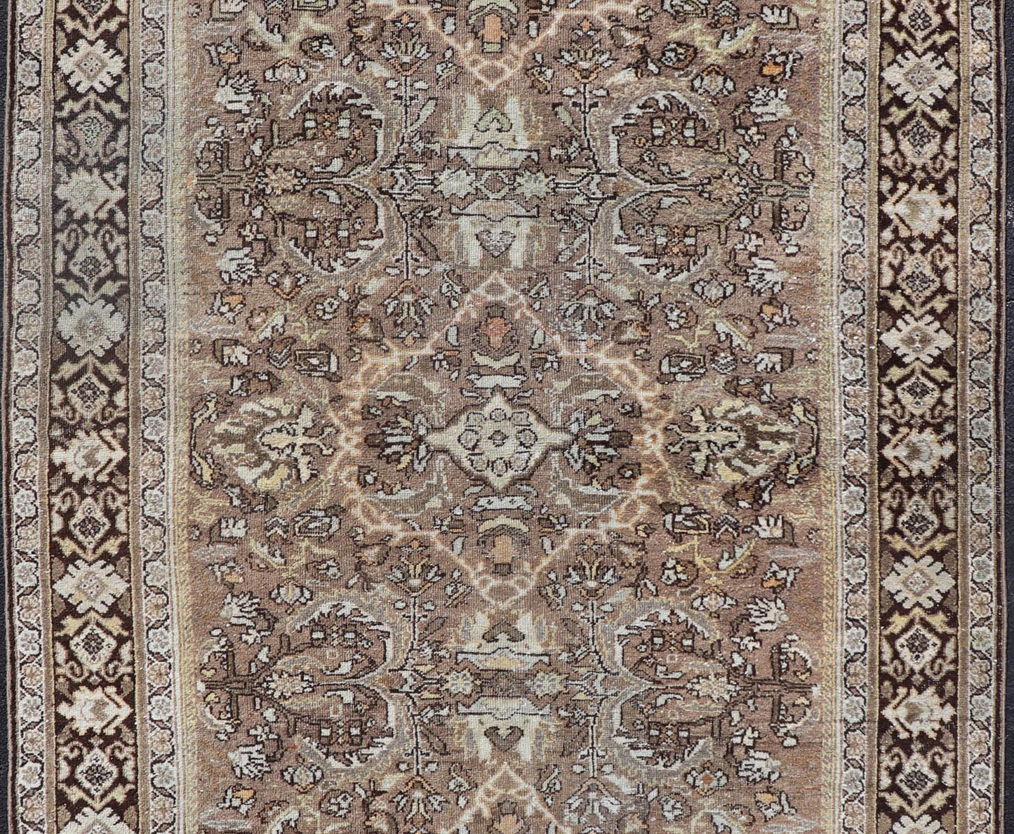 Antique Persian Sultanabad - Mahal Rug with All - Over Sub - Geometric Design Vintage Mahal Rug, Keivan Woven Arts / rug PTA - 200702, country of origin / type: Persian / Sultanabad - Mahal, circa Early - 20th Century. Measures: 6'8 x 10'0 - Keivan Woven ArtsPTA - 200702 - 16564Rug